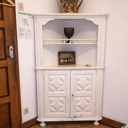 Collector's Vendégház