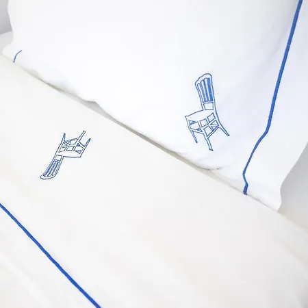 Collector's Konukevi