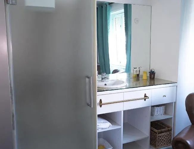 Collector's بيت ضيافة 3*